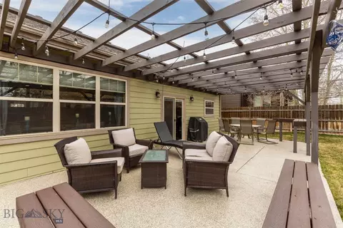 325 Cedar Wood Cir, Bozeman, MT 59718