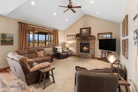 Living - 67 Upper Rainbow Rd, Bozeman, MT 59718 photo 2 of 6