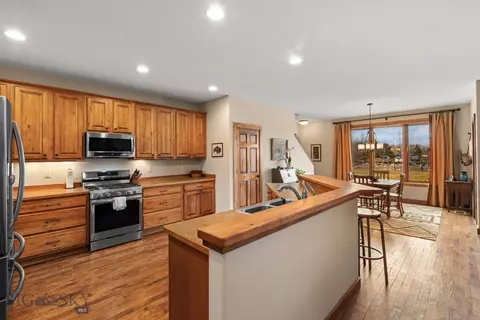 Kitchen - 67 Upper Rainbow Rd, Bozeman, MT 59718 photo 6 of 8