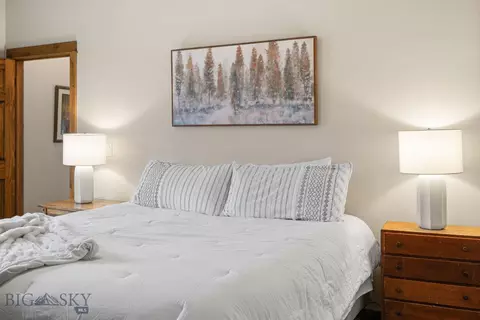 Bedroom - 67 Upper Rainbow Rd, Bozeman, MT 59718 photo 7 of 13