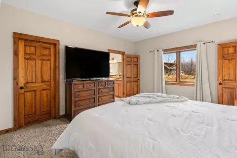 Bedroom - 67 Upper Rainbow Rd, Bozeman, MT 59718 photo 9 of 13