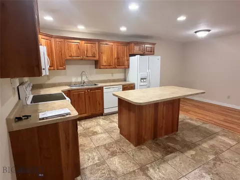 31 Tobacco Root, Dillon, MT 59725