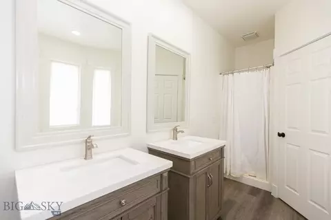 Bath - 894 Rogers, Bozeman, MT 59718 photo 5 of 5