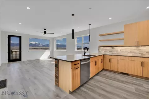 450 Loomis Way #B, Ennis, MT 59729