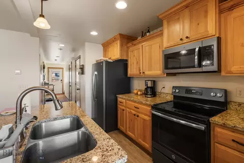 Kitchen - 3355 Fen Way #B, Bozeman, MT 59718 photo 2 of 3