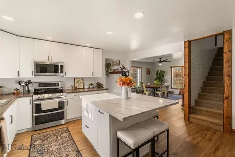 Kitchen - 91 E Allison Ave, Belgrade, MT 59714 photo 4 of 4