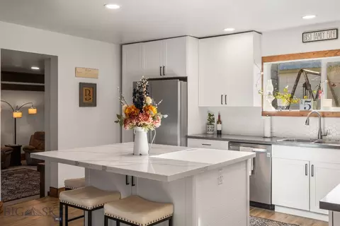 Kitchen - 91 E Allison Ave, Belgrade, MT 59714 photo 2 of 4