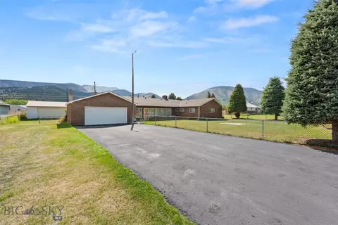 105 Howe St, Anaconda, MT 59711