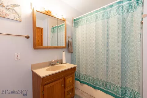 Bath - 620 3rd Ave W, Three Forks, MT 59752 photo 1 of 4