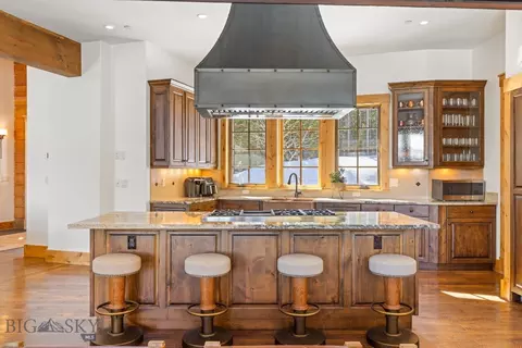 Kitchen - 755 Eagle View Trl, Big Sky, MT 59716 photo 2 of 8