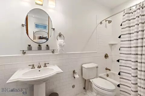 Bath - 755 Eagle View Trl, Big Sky, MT 59716 photo 12 of 17