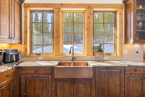 Kitchen - 755 Eagle View Trl, Big Sky, MT 59716 photo 5 of 8