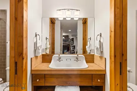 Bath - 755 Eagle View Trl, Big Sky, MT 59716 photo 15 of 17