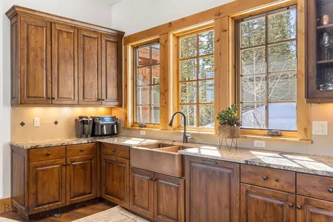 Kitchen - 755 Eagle View Trl, Big Sky, MT 59716 photo 4 of 8