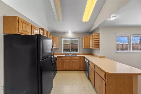 Kitchen - 113 10th St, Belgrade, MT 59714 photo 1 of 2