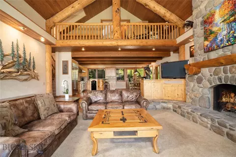 Living - 709 Limestone Rd, Bozeman, MT 59715 photo 5 of 8