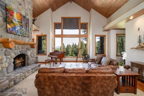 Living - 709 Limestone Rd, Bozeman, MT 59715 photo 2 of 8