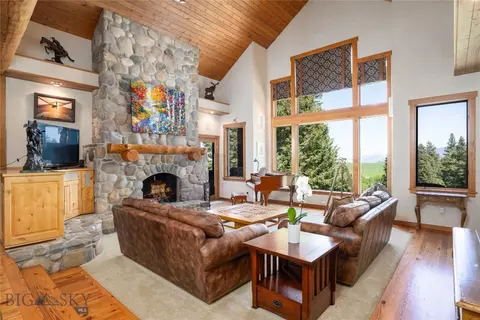 Living - 709 Limestone Rd, Bozeman, MT 59715 photo 1 of 8