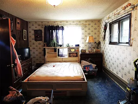 Bedroom - 2211 Walnut St, Butte, MT 59701 photo 1 of 2