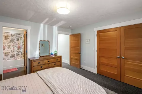 Bedroom - 1719 E Aspen St, Bozeman, MT 59715 photo 4 of 5