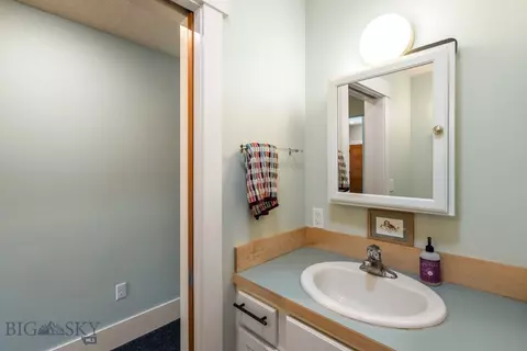 Bath - 1719 E Aspen St, Bozeman, MT 59715 photo 3 of 5