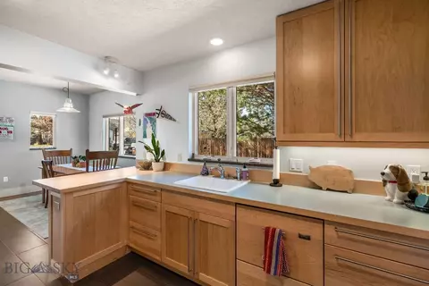 Kitchen - 1719 E Aspen St, Bozeman, MT 59715 photo 3 of 7