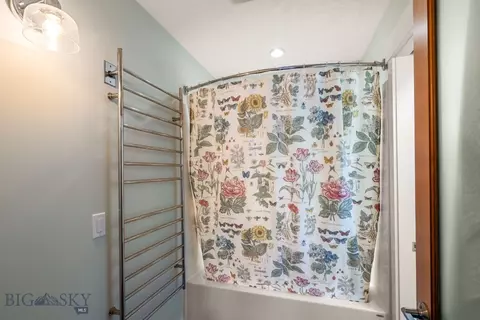 Bath - 1719 E Aspen St, Bozeman, MT 59715 photo 2 of 5