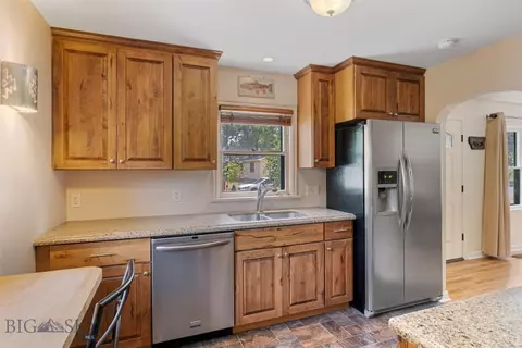 Kitchen - 511 E Olive St, Bozeman, MT 59715 photo 3 of 4