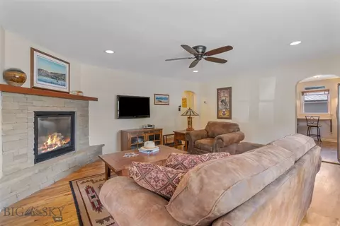 Living - 511 E Olive St, Bozeman, MT 59715 photo 6 of 6