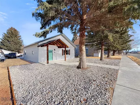 Exterior - 315 S Railroad St, Dillon, MT 59725 photo 2 of 2