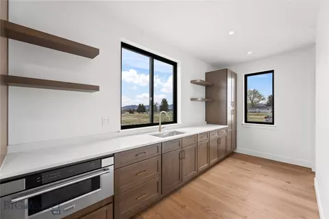 Kitchen - 374 Cushing Ln, Manhattan, MT 59741 photo 6 of 6