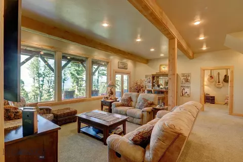 Living - 100 Peacemaker Rd, Bozeman, MT 59715 photo 11 of 11