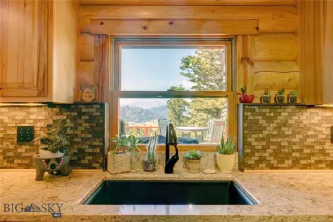 Kitchen - 100 Peacemaker Rd, Bozeman, MT 59715 photo 5 of 6