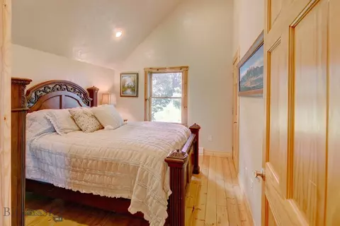 Bedroom - 100 Peacemaker Rd, Bozeman, MT 59715 photo 4 of 5