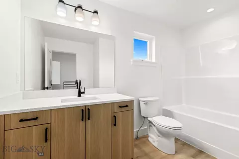 Bath - 383 Cloudfield Cir, Bozeman, MT 59718 photo 4 of 5