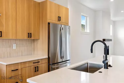 Kitchen - 383 Cloudfield Cir, Bozeman, MT 59718 photo 2 of 3