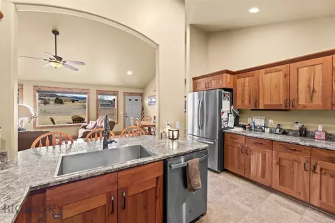 Kitchen - 7 Madison Dr, Ennis, MT 59729 photo 4 of 6