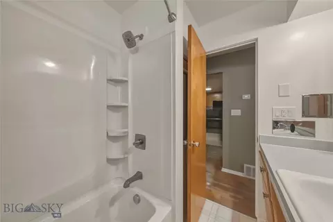 Bath - 505 3rd Ave E, Three Forks, MT 59752 photo 4 of 4