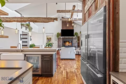 Kitchen - 31 Haystack Dr, Bozeman, MT 59718 photo 7 of 9