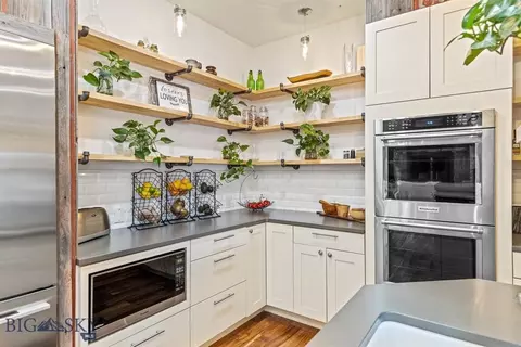 Kitchen - 31 Haystack Dr, Bozeman, MT 59718 photo 9 of 9