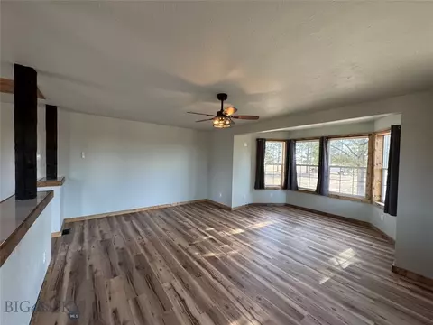 Living - 503 Stephens Hill Rd, Reed Point, MT 59069 photo 4 of 6
