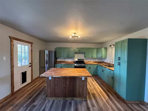 Kitchen - 503 Stephens Hill Rd, Reed Point, MT 59069 photo 1 of 6