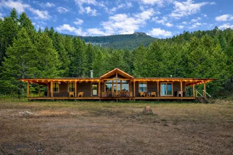 1 Seven Point Rd, Livingston, MT 59047