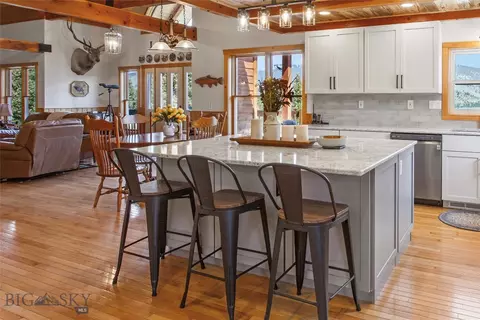 Kitchen - 67658 Mt-43 Hwy, Wise River, MT 59762 photo 5 of 8