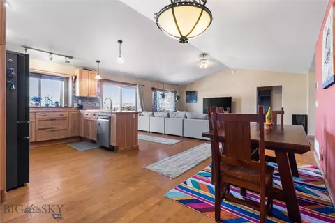 422 E River Rock Rd, Belgrade, MT 59714 photo 8