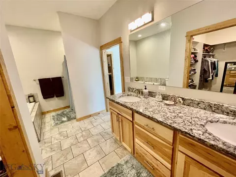 Bath - 50 Tanager Ln, Dillon, MT 59725 photo 7 of 7