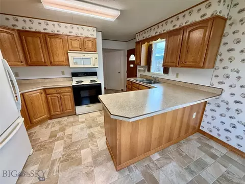 Kitchen - 304 W 3rd, Big Timber, MT 59011 photo 2 of 2