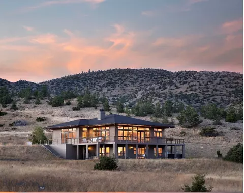 173 Spring Creek Hills Rd, Livingston, MT 59047