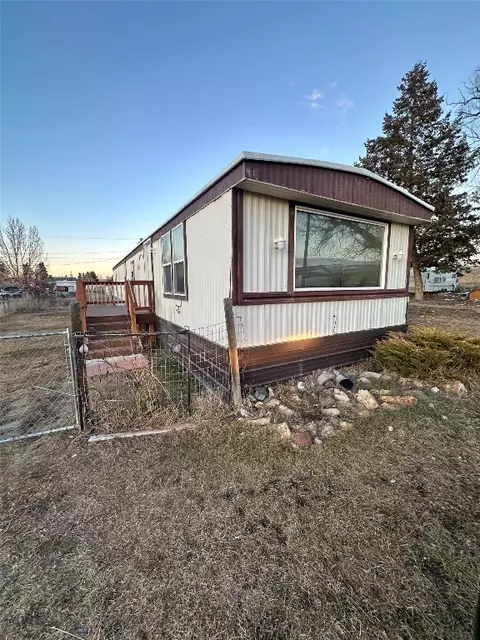1025 Montana Ave, Deer Lodge, MT 59722