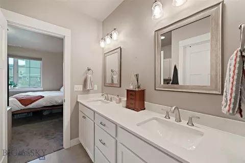 Bath - 3083 Lori Ln, Bozeman, MT 59718 photo 2 of 6